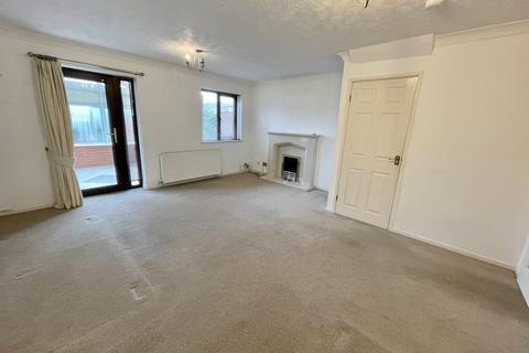 3 bedroom semi-detached house for sale, STOURBRIDGE - Sandyacre Way