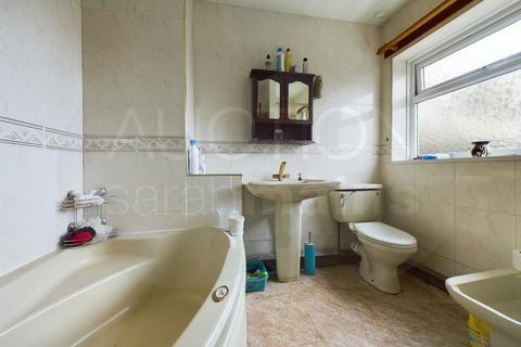 3 bedroom semi-detached house for sale, Bewick Crescent, Lemington, NE15