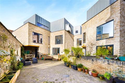 1 bedroom flat for sale, Duchess Drive, Plaistow, London, E13