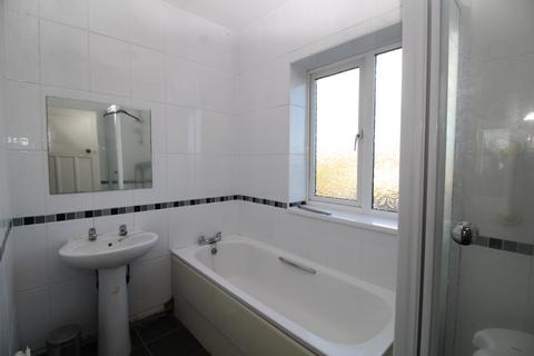 3 bedroom semi-detached house for sale, St. Aidan Road, East Yorkshire YO16
