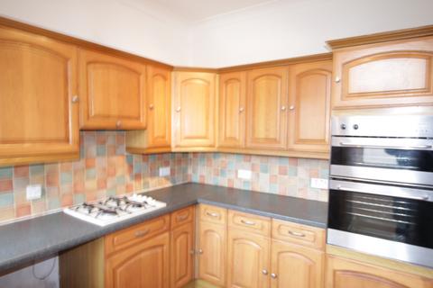 3 bedroom house to rent, Beech Grove Terrace, Leeds LS25