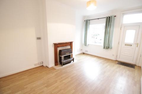 3 bedroom house to rent, Beech Grove Terrace, Leeds LS25