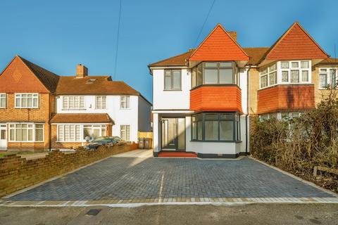 3 bedroom semi-detached house for sale, Carisbrooke Road, Mitcham CR4