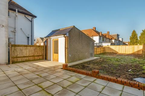 3 bedroom semi-detached house for sale, Carisbrooke Road, Mitcham CR4