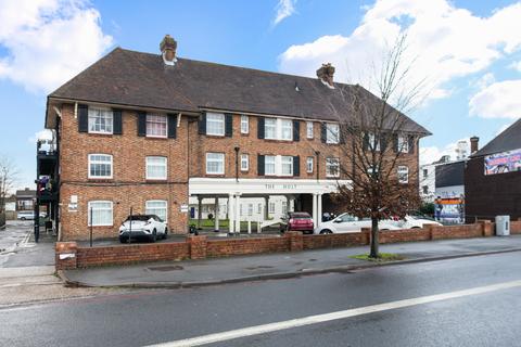 1 The Holt, Morden, SM4 5AP