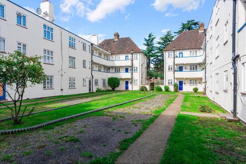 1 The Holt, Morden, SM4 5AP