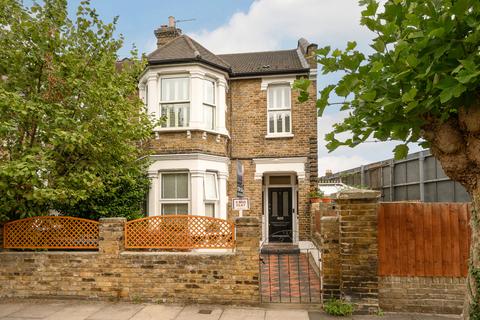 Pelham Road, London SW19