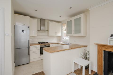 3 bedroom apartment for sale, Pelham Road, London SW19