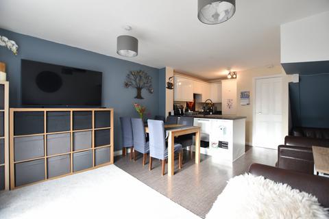16 Elm Place, Bidford On Avon, Alcester, B50 4GE