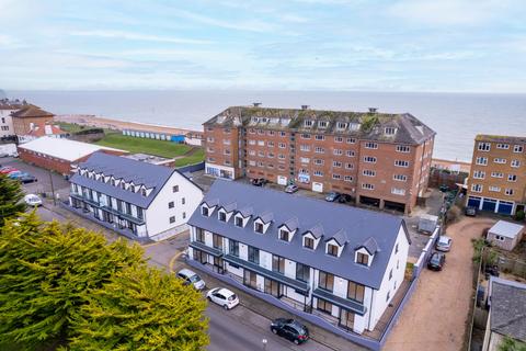 2 bedroom apartment for sale, South Road, Kent CT21