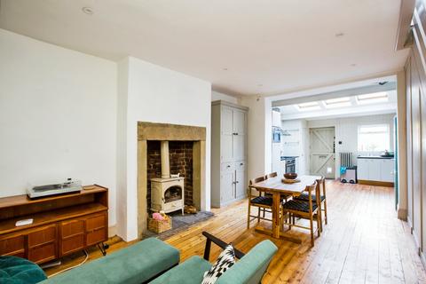 9 Ingle Dene, Hebden Bridge, HX7 6PQ