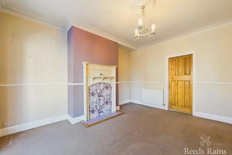 2 bedroom semi-detached house for sale, Lime Tree Avenue, East Riding of Yorkshire HU8