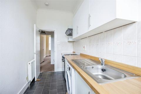 2 bedroom flat to rent, Victoria Street, Angus DD4