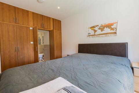 1 bedroom flat to rent, NW2