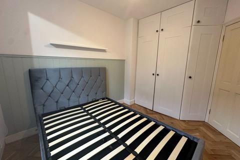 1 bedroom flat to rent, Princes Road, London