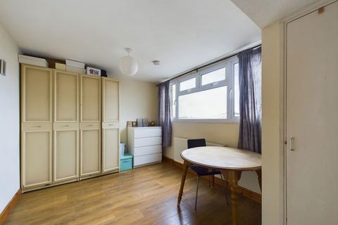 64 Angle Ways, Stevenage, SG2 9AR