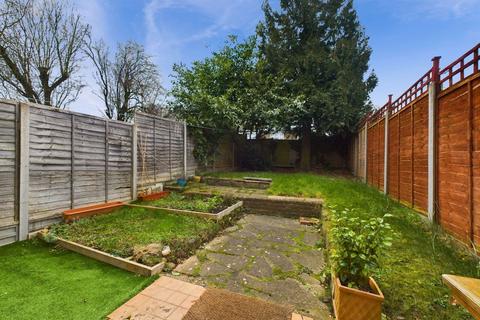 64 Angle Ways, Stevenage, SG2 9AR