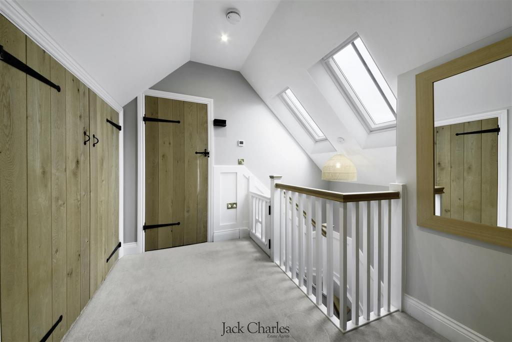 Swift Cottage 28.JPG
