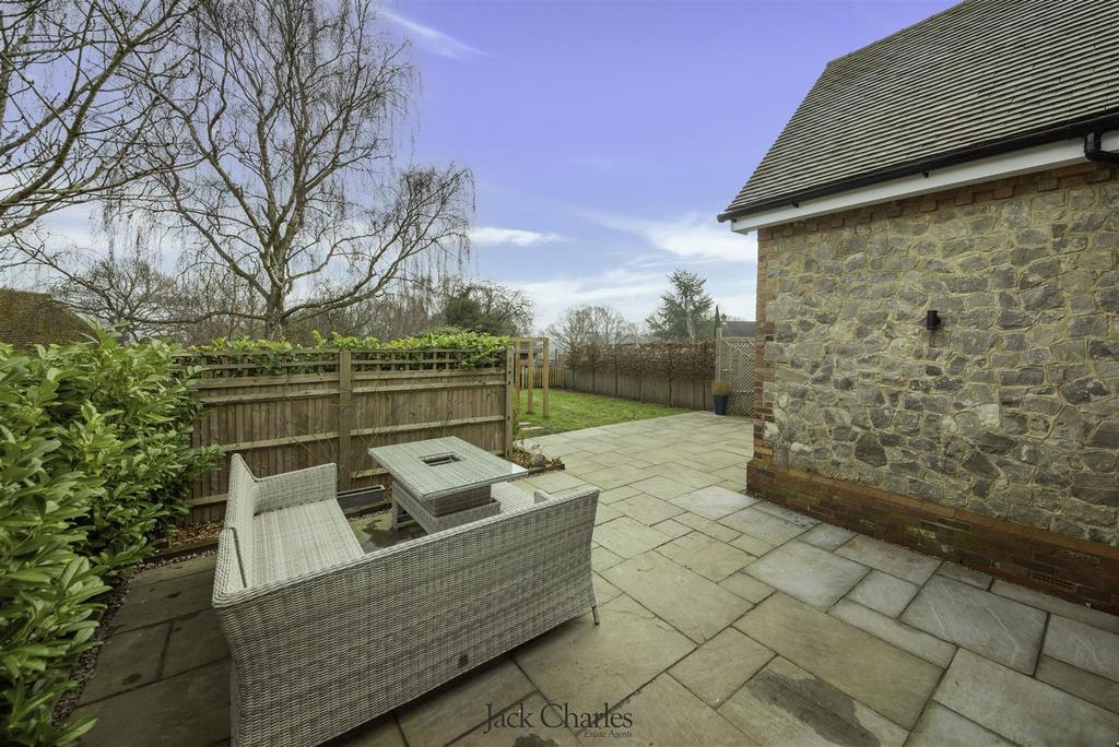 Swift Cottage 37.JPG