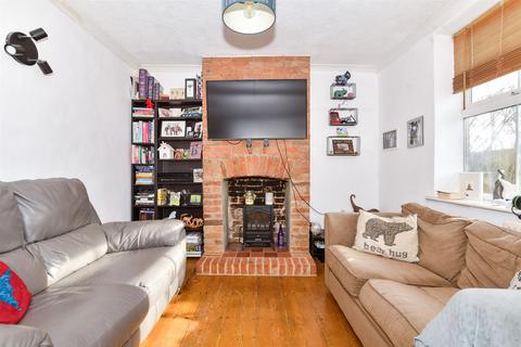 2 bedroom terraced house for sale, Tonbridge Road, Maidstone, Kent