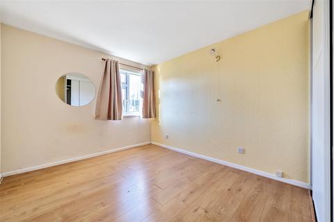 35 Downlands Road, Devizes, SN10 5EA