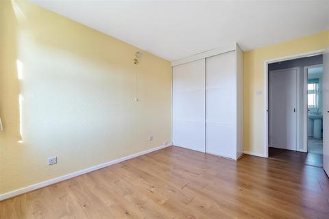 35 Downlands Road, Devizes, SN10 5EA