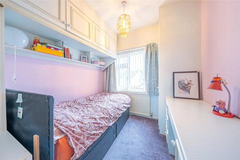 4 Buckstone Oval, Leeds, LS17 5HG