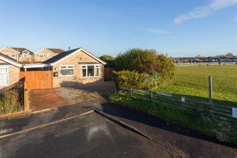 2 bedroom detached bungalow for sale, Mancroft, Haxby