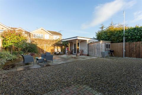 2 bedroom detached bungalow for sale, Mancroft, Haxby