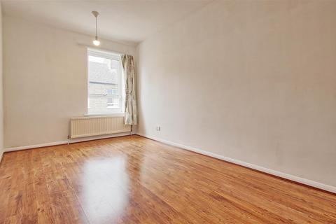 14 Brunswick Terrace, Cambridge, CB5 8DG