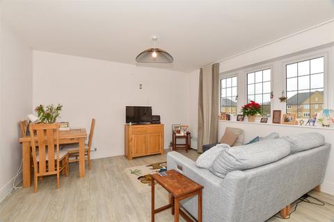 2 bedroom flat for sale, Tilney Drive, Horsham, West Sussex