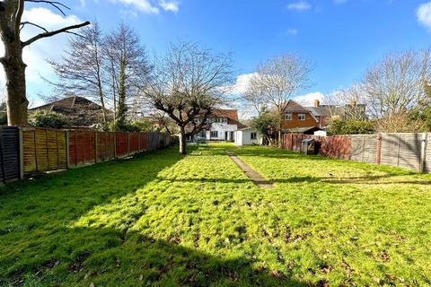 4 bedroom detached house for sale, Rectory Road, Farnborough GU14