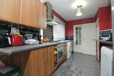 3 bedroom semi-detached house for sale, Halifax Road, Bradford, BD6