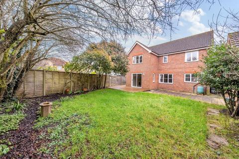 4 bedroom detached house for sale, Acorn Close, Kingsnorth, Ashford TN23