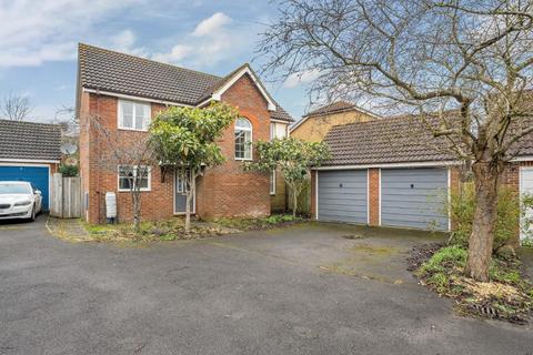 4 bedroom detached house for sale, Acorn Close, Kingsnorth, Ashford TN23