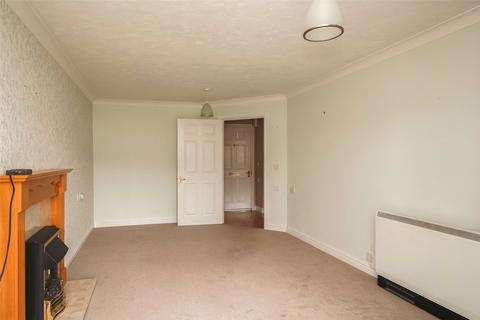 1 bedroom apartment for sale, Strand Court, Chingswell Street, Bideford, EX39