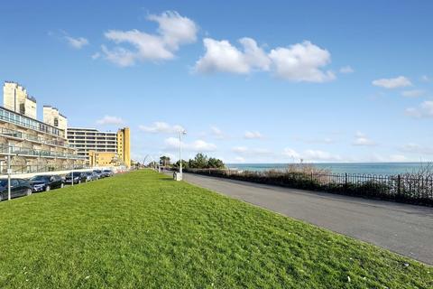 2 bedroom flat for sale, The Leas, Folkestone, Kent CT21