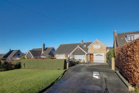 4 bedroom detached house for sale, Spring Road, Market Weighton