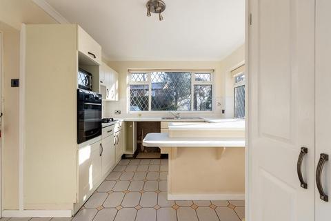 2 bedroom detached bungalow for sale, Brackenhill, Caythorpe, Nottingham