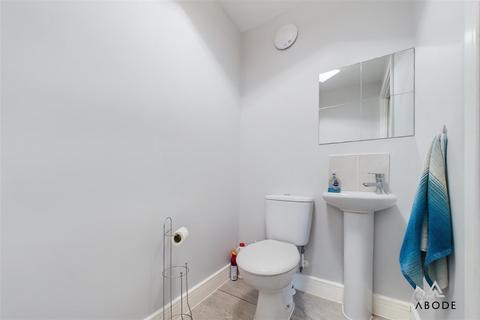 28 Bishop Lane, Burton-on-trent, DE13 9EY