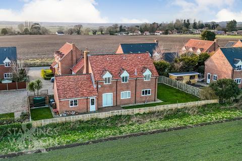 4 bedroom detached house for sale, Broadland Views, Burnt House Road, Cantley