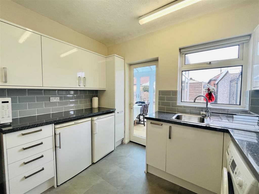 Kitchen Aspect 2