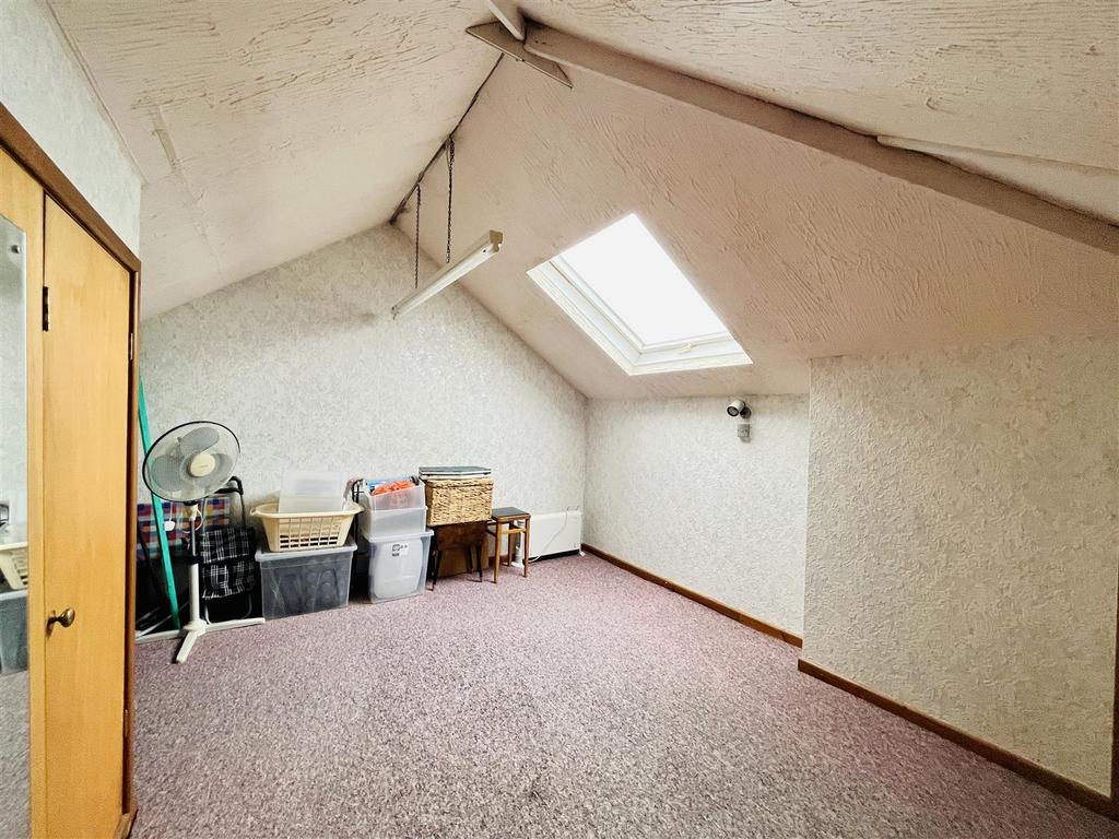 Loft Room Aspect 2