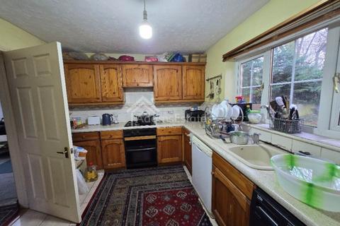 undefined, Wormalds View, Dewsbury