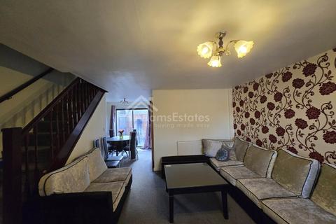 3 bedroom semi-detached house for sale, Heaton Grange, Batley