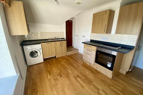 2 bedroom flat to rent, Brooklands Terrace, Ffynone, Uplands, , Swansea