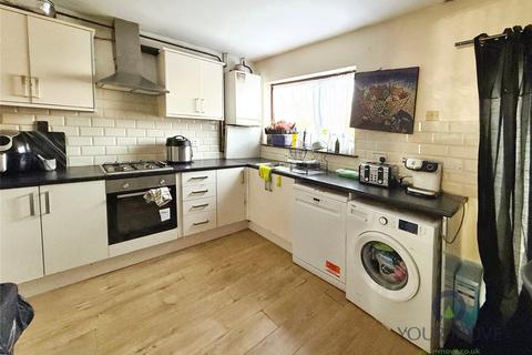 4 bedroom semi-detached house for sale, Birkdale Road, London SE2