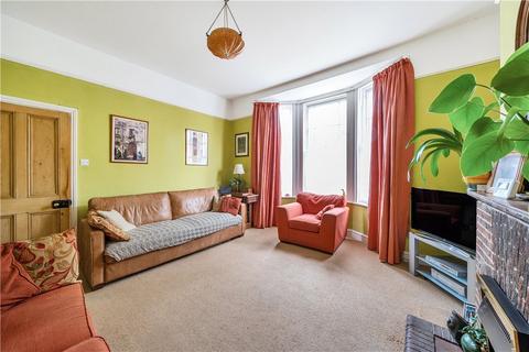 58 Dagnall Park, London, SE25 6NS
