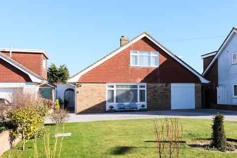 3 bedroom detached house for sale, Viscount Drive, Pagham, Bognor Regis, West Sussex PO21