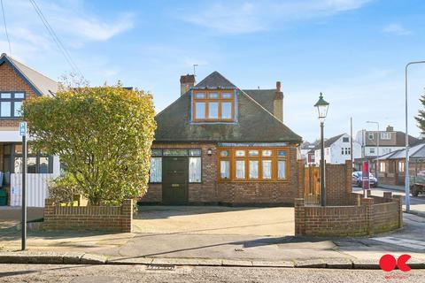 4 bedroom detached bungalow for sale, Marlborough Drive, Clayhall IG5